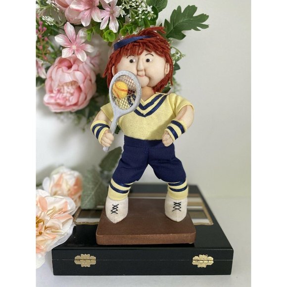 1992 Distinguished Dolls Collection Tennis Player - Picture 2 of 12